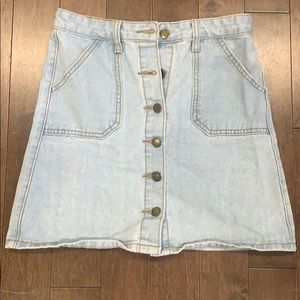 denim skirt